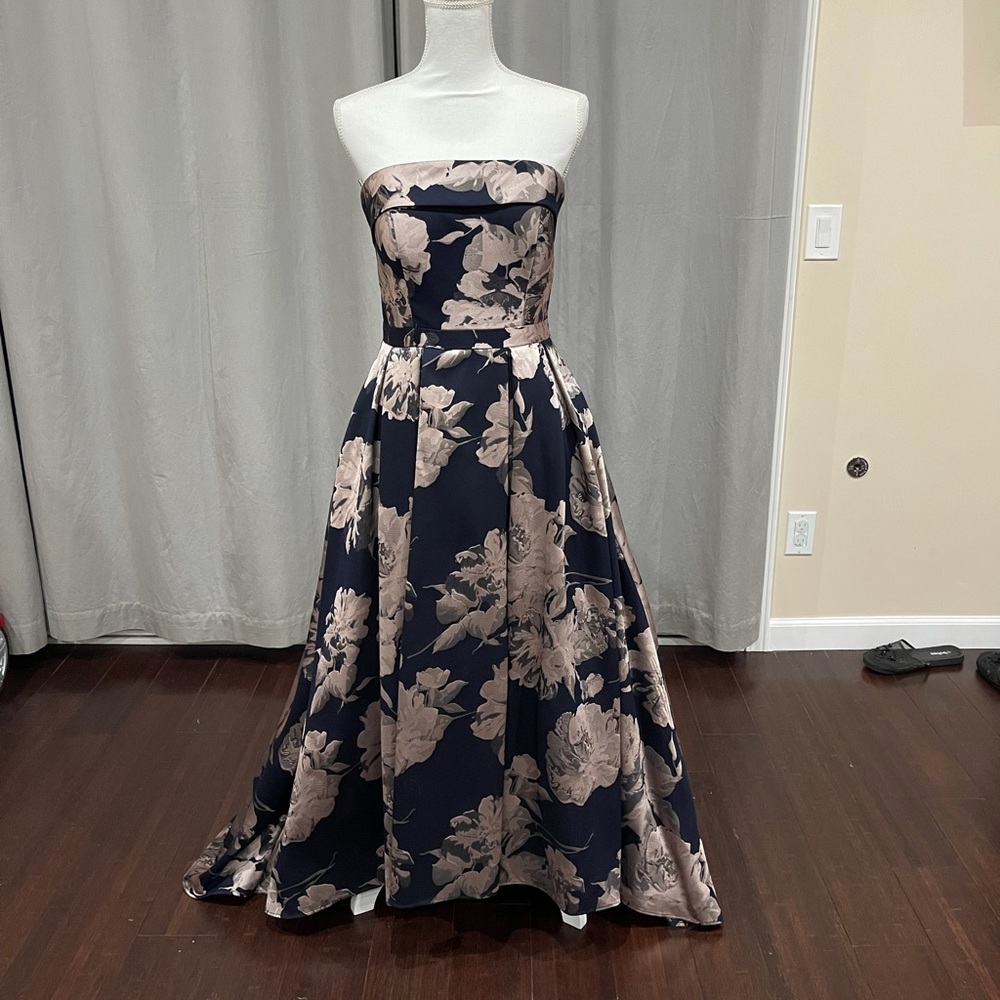 XSCAPE Floral-Print Brocade Strapless Gown